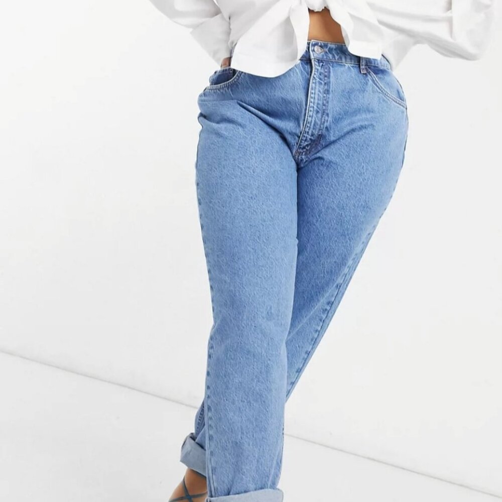 ASOS DESIGN Curve high rise 'slouchy' mom jeans in brightwash Size US 14 NWT